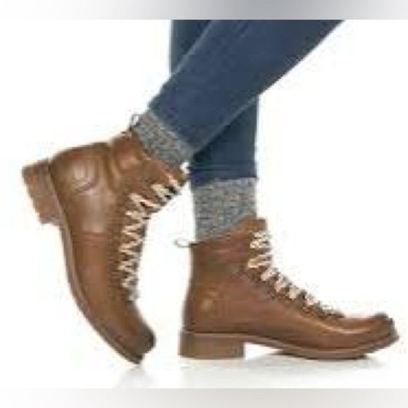 TAOS ALPINE LEATHER BOOT in camel - Picture 1 of 8
